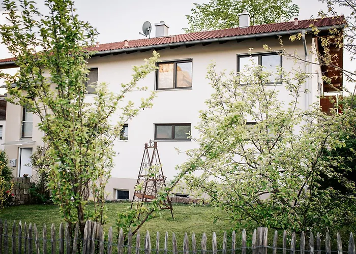 Wolke 7, Bergblick, Balkon & Garten, 45 Qm, Max 4 Personen