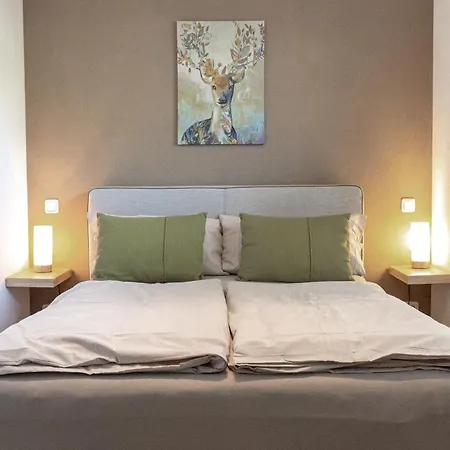 Apartamento Wolke 7, Bergblick, Balkon & Garten, 45 Qm, Max 4 Personen *