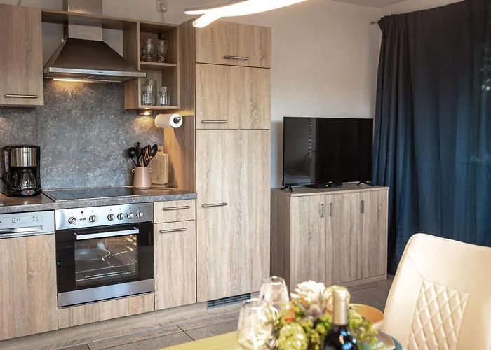 Wolke 7, Bergblick Apartment, Kingsizebett & Schlafcouch, Balkon & Garten