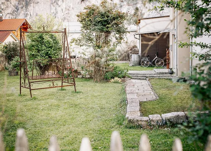 Wolke 7, Bergblick Apartment, Kingsizebett & Schlafcouch, Balkon & Garten *